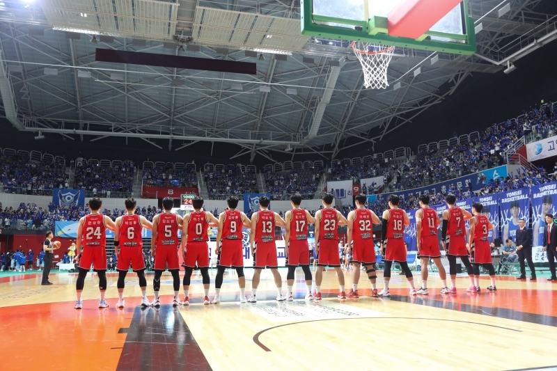 Yonsei Basketball Team Defeat Korea University and Win 3rd Tournament of  2021 U-League